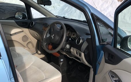 Mitsubishi Colt VI рестайлинг, 2002 год, 370 000 рублей, 17 фотография