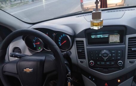 Chevrolet Cruze II, 2012 год, 610 000 рублей, 13 фотография