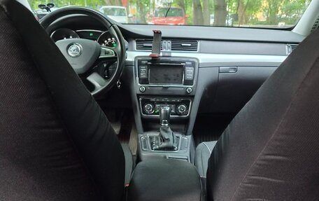 Skoda Superb III рестайлинг, 2014 год, 1 200 000 рублей, 7 фотография