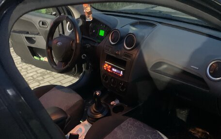 Ford Fiesta, 2006 год, 275 000 рублей, 10 фотография
