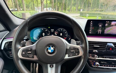 BMW 5 серия, 2019 год, 3 780 000 рублей, 16 фотография