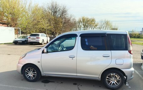 Toyota FunCargo, 2000 год, 425 000 рублей, 4 фотография