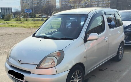 Toyota FunCargo, 2000 год, 425 000 рублей, 3 фотография