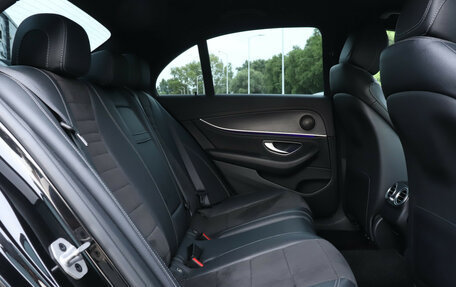 Mercedes-Benz E-Класс, 2021 год, 3 800 000 рублей, 11 фотография
