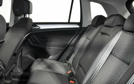 Volkswagen Tiguan II, 2020 год, 2 315 000 рублей, 13 фотография