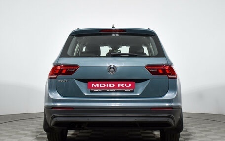 Volkswagen Tiguan II, 2020 год, 2 315 000 рублей, 7 фотография