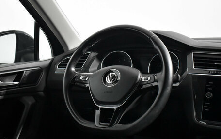 Volkswagen Tiguan II, 2020 год, 2 315 000 рублей, 16 фотография