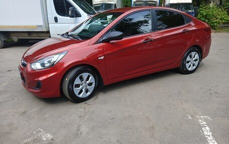 Hyundai Solaris II рестайлинг, 2014 год, 850 000 рублей, 5 фотография