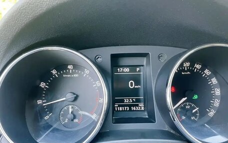 Skoda Yeti I рестайлинг, 2016 год, 1 700 000 рублей, 8 фотография