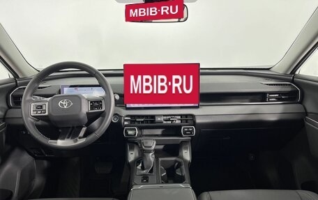 Toyota RAV4, 2026 год, 4 550 000 рублей, 14 фотография