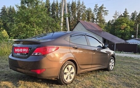 Hyundai Solaris II рестайлинг, 2016 год, 1 230 000 рублей, 2 фотография