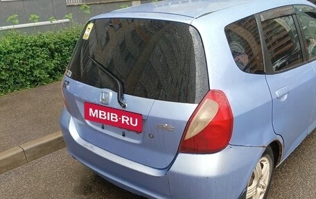Honda Fit III, 2001 год, 200 000 рублей, 2 фотография