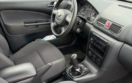 Skoda Octavia IV, 2010 год, 750 000 рублей, 24 фотография