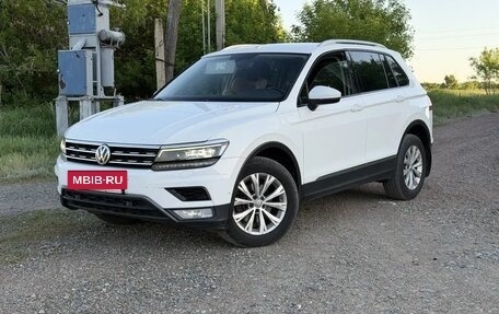 Volkswagen Tiguan II, 2016 год, 1 810 000 рублей, 4 фотография