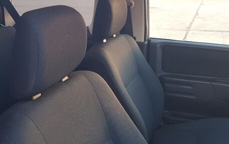 Nissan Kix, 2009 год, 650 000 рублей, 10 фотография