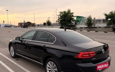 Volkswagen Passat B8 рестайлинг, 2015 год, 2 250 000 рублей, 7 фотография