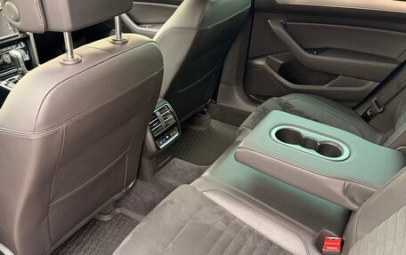 Volkswagen Passat B8 рестайлинг, 2015 год, 2 250 000 рублей, 22 фотография