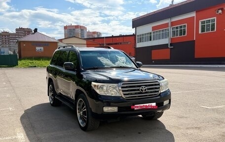 Toyota Land Cruiser 200, 2010 год, 3 100 000 рублей, 2 фотография