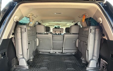 Toyota Land Cruiser 200, 2010 год, 3 100 000 рублей, 13 фотография