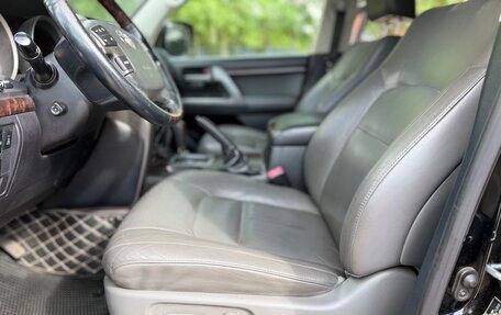 Toyota Land Cruiser 200, 2010 год, 3 100 000 рублей, 10 фотография