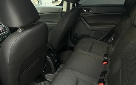 Skoda Yeti I рестайлинг, 2017 год, 1 220 000 рублей, 18 фотография