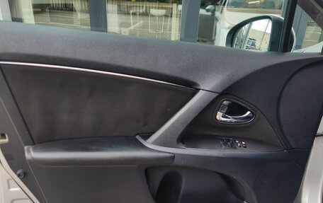 Toyota Avensis III рестайлинг, 2010 год, 1 020 000 рублей, 5 фотография
