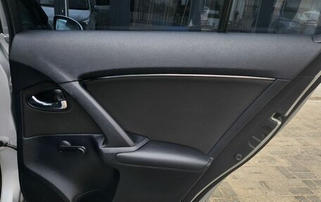 Toyota Avensis III рестайлинг, 2010 год, 1 020 000 рублей, 18 фотография