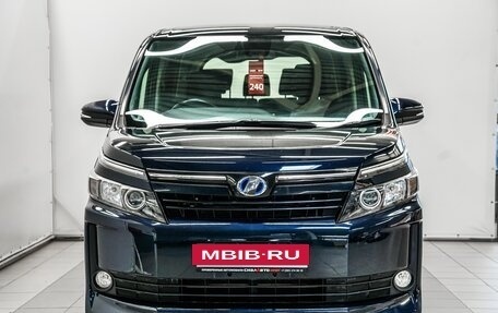 Toyota Voxy III, 2014 год, 1 689 000 рублей, 6 фотография