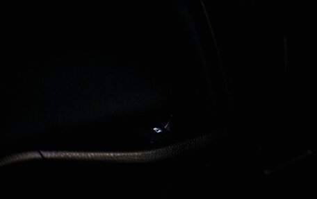 Toyota Voxy III, 2014 год, 1 689 000 рублей, 27 фотография