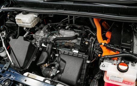 Toyota Voxy III, 2014 год, 1 689 000 рублей, 31 фотография