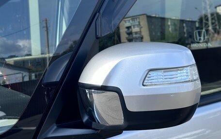 Honda Stepwgn IV, 2017 год, 2 000 000 рублей, 2 фотография