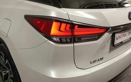 Lexus RX IV рестайлинг, 2019 год, 4 500 000 рублей, 21 фотография