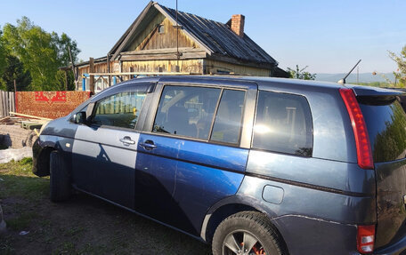 Toyota ISis I, 2005 год, 600 000 рублей, 3 фотография