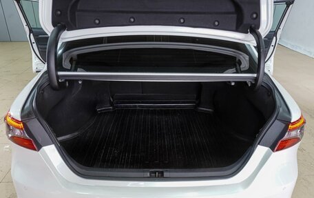 Toyota Camry, 2019 год, 2 349 000 рублей, 26 фотография
