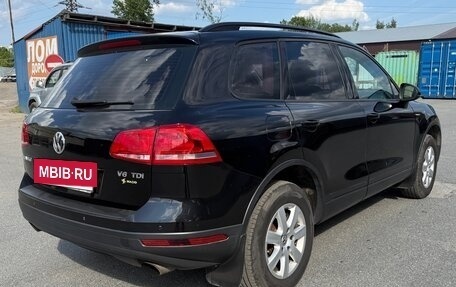 Volkswagen Touareg III, 2015 год, 2 290 000 рублей, 2 фотография