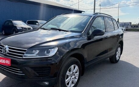Volkswagen Touareg III, 2015 год, 2 290 000 рублей, 3 фотография