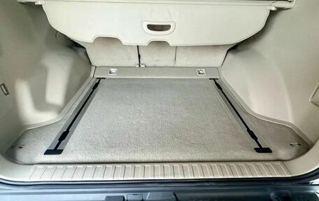 Toyota Land Cruiser Prado 150 рестайлинг 2, 2013 год, 3 100 000 рублей, 5 фотография