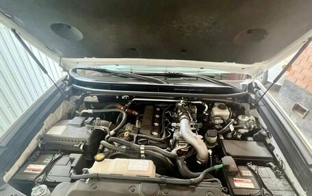 Toyota Land Cruiser Prado 150 рестайлинг 2, 2013 год, 3 100 000 рублей, 9 фотография