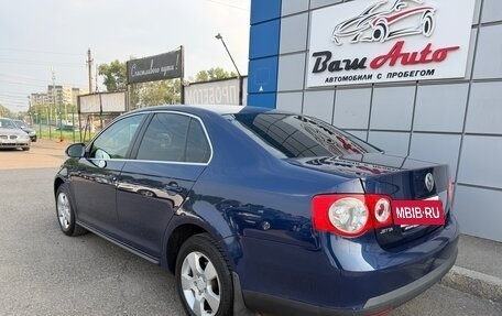 Volkswagen Jetta VI, 2007 год, 647 000 рублей, 4 фотография