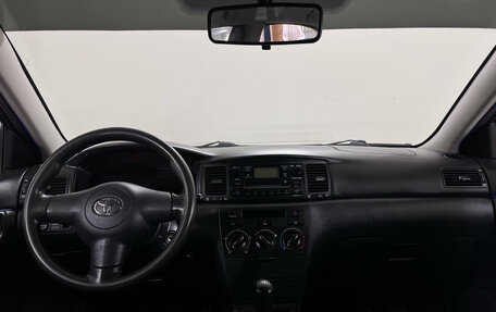 Toyota Corolla, 2004 год, 455 000 рублей, 8 фотография