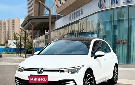 Volkswagen Golf VIII, 2021 год, 1 435 250 рублей, 1 фотография