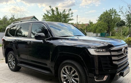 Toyota Land Cruiser, 2024 год, 13 480 000 рублей, 2 фотография