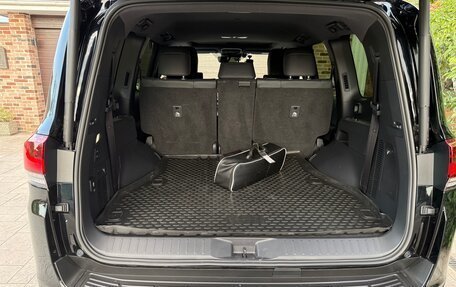 Toyota Land Cruiser, 2024 год, 13 480 000 рублей, 9 фотография