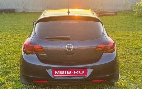 Opel Astra J, 2011 год, 720 000 рублей, 7 фотография