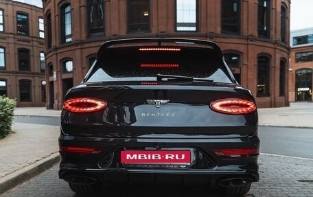 Bentley Bentayga I, 2021 год, 29 500 000 рублей, 4 фотография