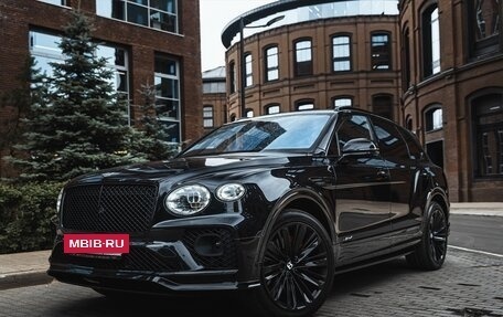 Bentley Bentayga I, 2021 год, 29 500 000 рублей, 15 фотография