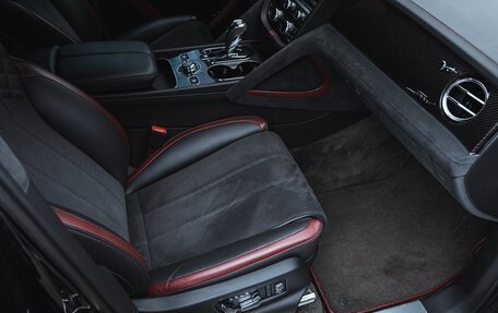 Bentley Bentayga I, 2021 год, 29 500 000 рублей, 18 фотография