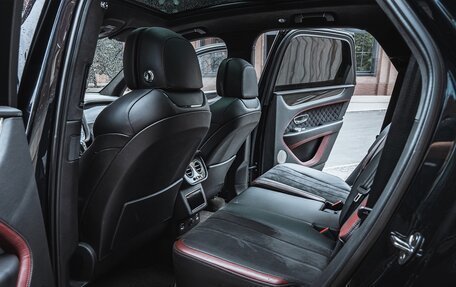 Bentley Bentayga I, 2021 год, 29 500 000 рублей, 32 фотография