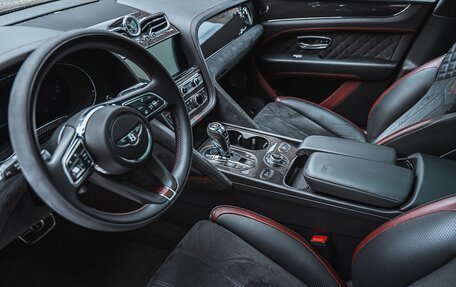 Bentley Bentayga I, 2021 год, 29 500 000 рублей, 23 фотография
