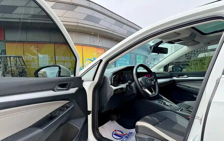 Volkswagen Golf VIII, 2021 год, 1 435 250 рублей, 9 фотография